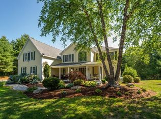 83 Russell Mills Rd, Plymouth, MA 02360