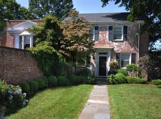 14 Tamarack Rd, Port Chester, NY 10573