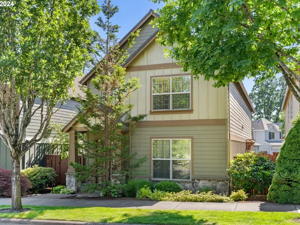 8938 SW Taylors Ferry Rd, Portland, OR 97223