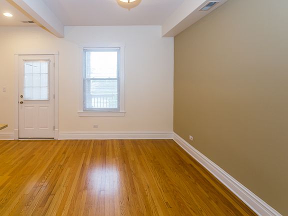 5th image of 3710 N Troy St #S2