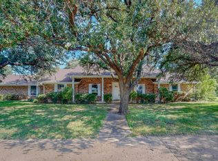 2115 McPherson Rd, Fort Worth, TX 76140