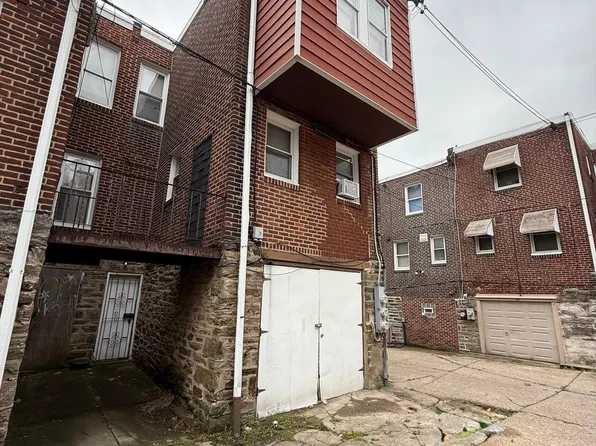 6412 N Sydenham St, Philadelphia, PA 19126