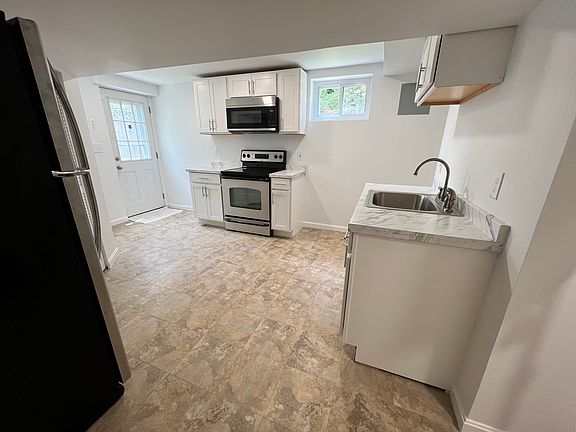 5th image of 10230 Conover Dr