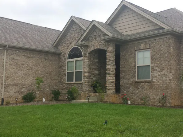 189 Clubhouse Dr, Georgetown, KY 40324