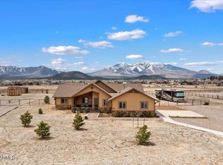 9732 N Colfax Rd, Flagstaff, AZ 86004