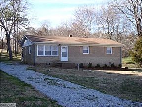 2nd image of 4865 Tony Dr