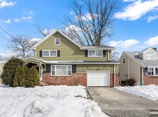 15 Garden St, Bergenfield, NJ 07621
