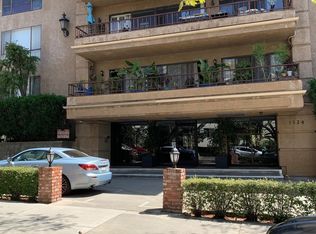 1124 N Kings Rd APT 105, West Hollywood, CA 90069