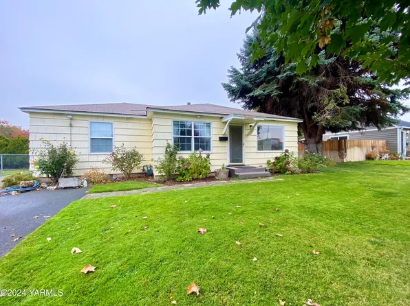 1009 S 26th Ave, Yakima, WA 98902