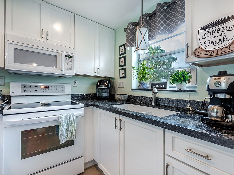 1st image of 108 Bedford E