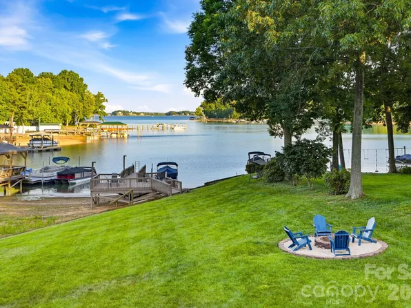 8188 Normandy Rd, Denver, NC 28037