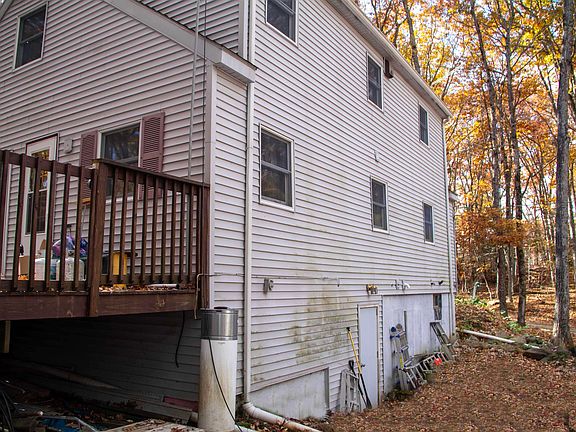 5th image of 2 Tuckaway Shores Road