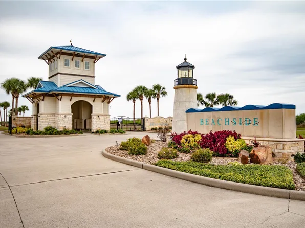 3231 Camp Hulen Dr, Palacios, TX 77465