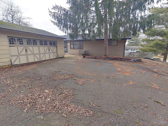 2nd image of 5604 Tallawanda Dr