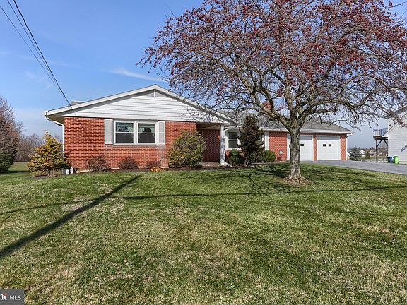 4th image of 139 Lawn Rd