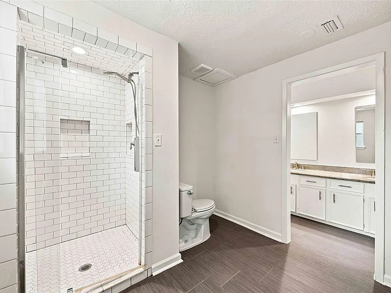 6215 Queensloch Dr — Photo 22