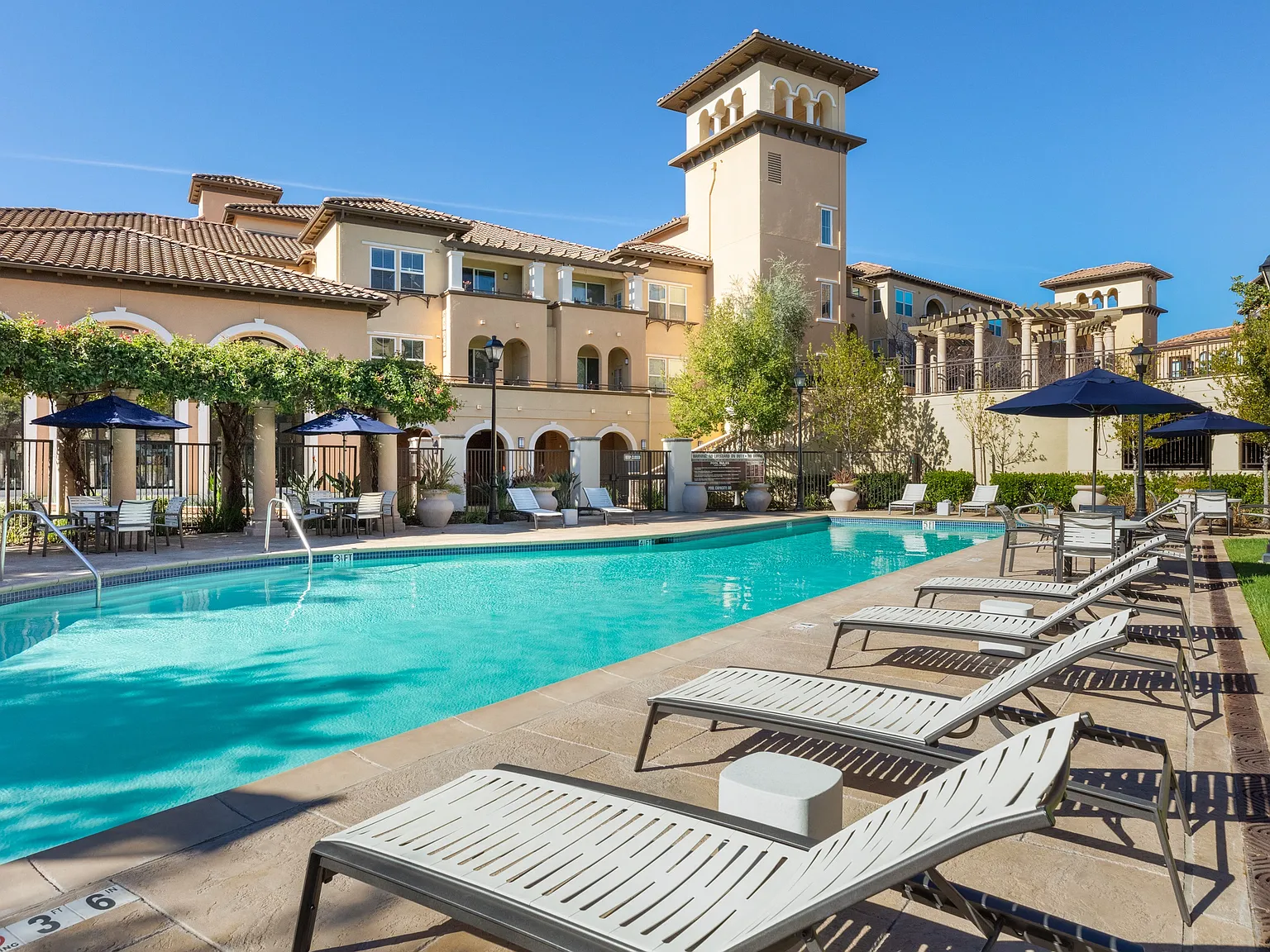 Aventino — Photo 1