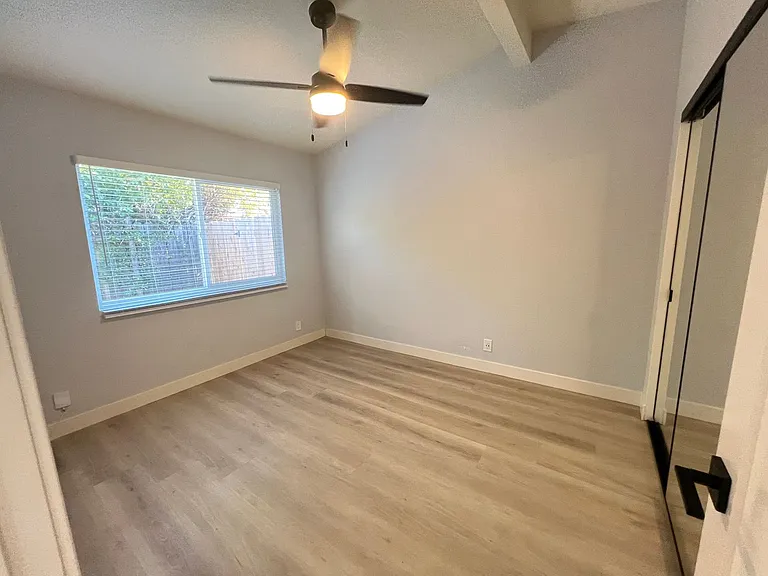 West 11th Avenue Apartment Homes — Photo 19
