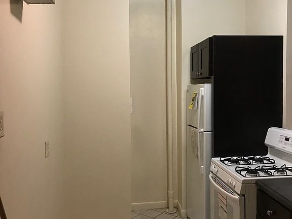 3rd image of 15 Vermilyea Ave APT 31