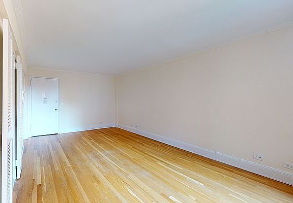 4th image of 305 W 13th St APT 5G