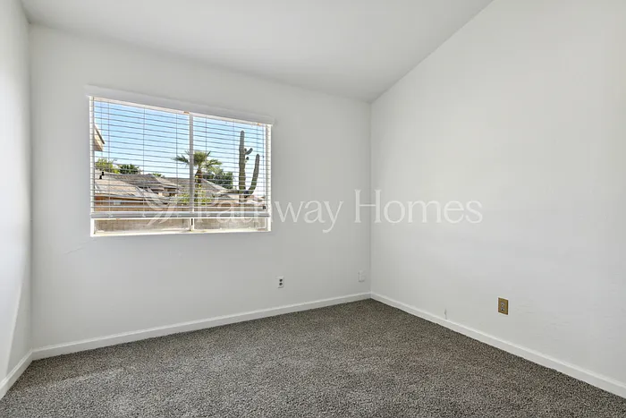 7704 W San Juan Ave — Photo 13
