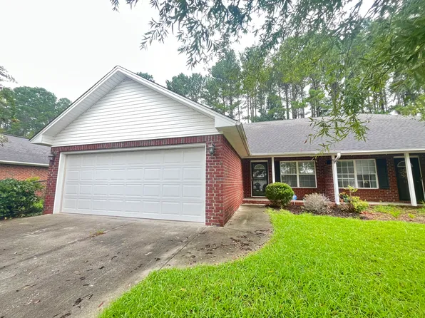 3710 Beacon Dr, Sumter, SC 29154