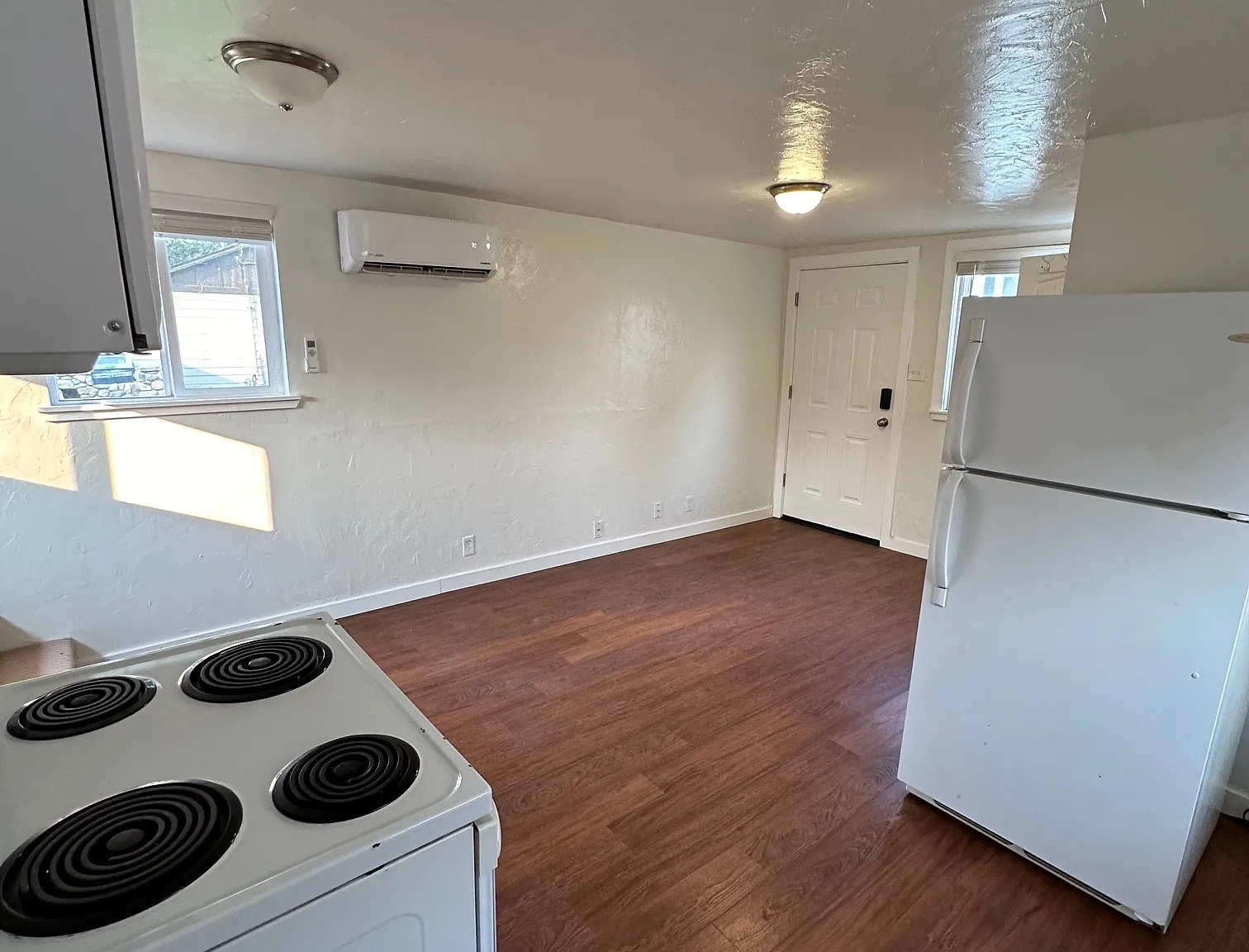 617 South 10th Avenue - 1 — Photo 2