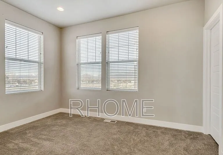 7852 S 5440 W — Photo 14