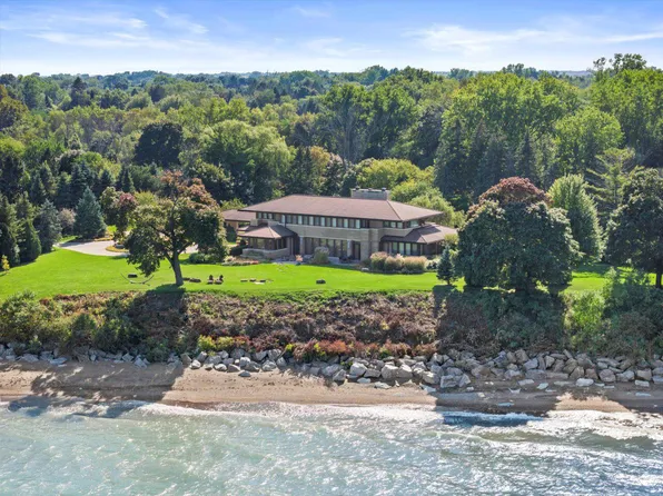 5390 Hunt Club ROAD, Wind Point, WI 53402