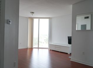 2600 SW 27th St #602, Miami, FL 33133