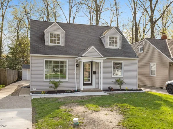 223 Beck Rd, Avon Lake, OH 44012