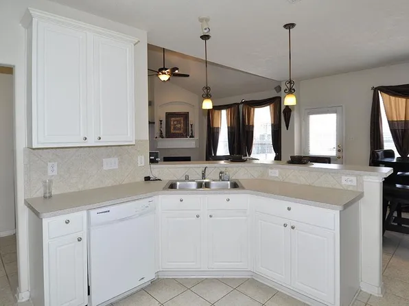 15114 Brookwood Bridge Ln, Sugar Land, TX 77498