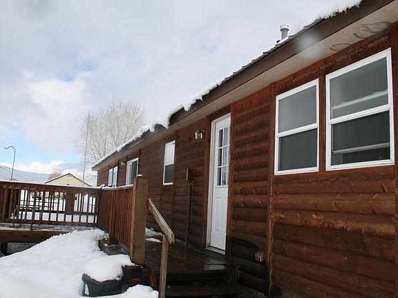 3rd image of 108 Cottonwood Trl