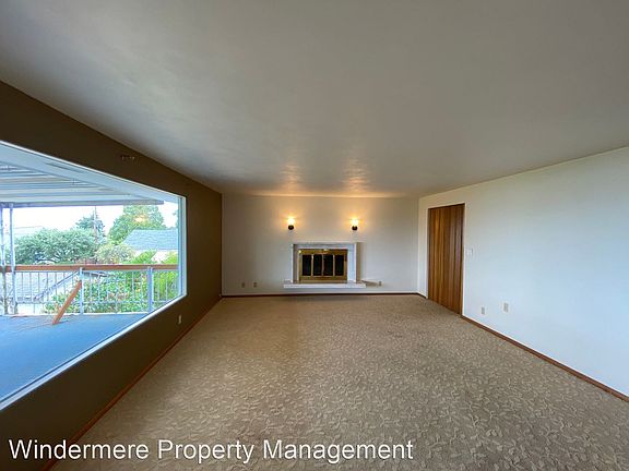 5th image of 1030 16th St