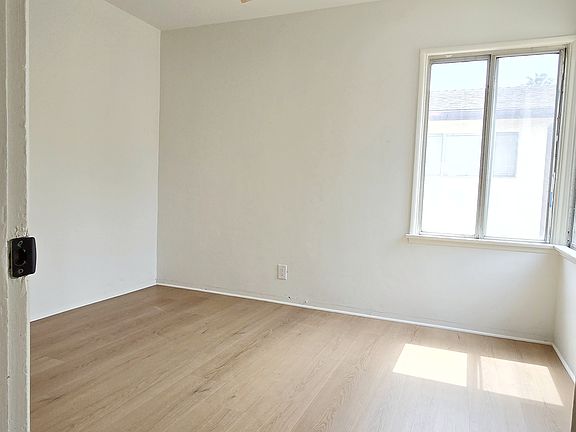 5th image of 2924 Exposition Blvd #D