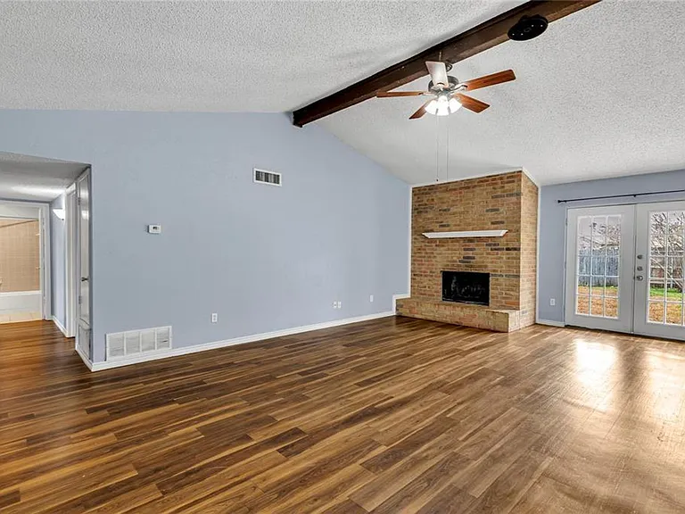 7221 Misty Meadow Dr S — Photo 4
