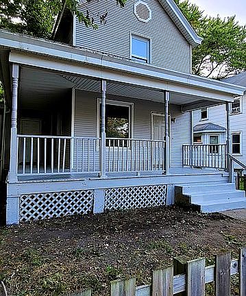 3rd image of 5209 Whetsel Ave