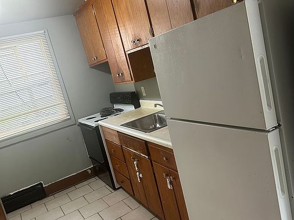 2nd image of 1317 3rd Ave N #2