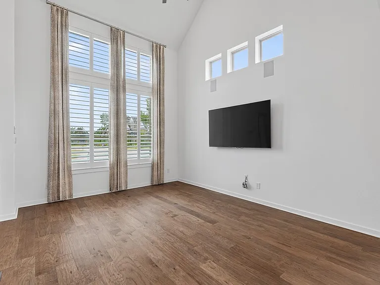 599 Cypress Valley Ave — Photo 14