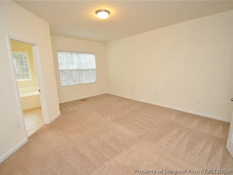 643 Briarcliff St — Photo 30