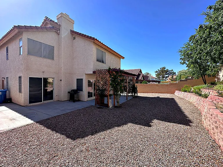 3317 Surfline Dr — Photo 36