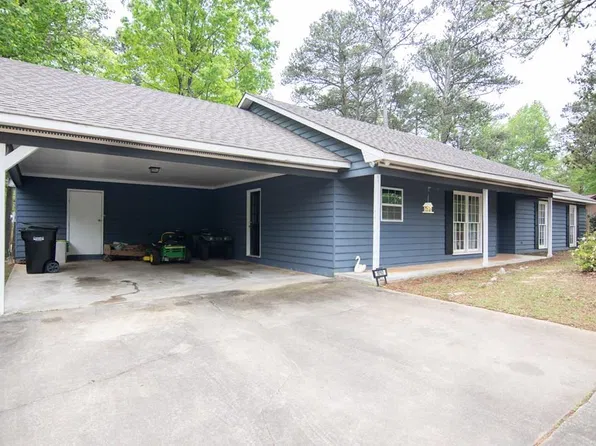 1010 Oakcrest Dr, Columbus, GA 31904