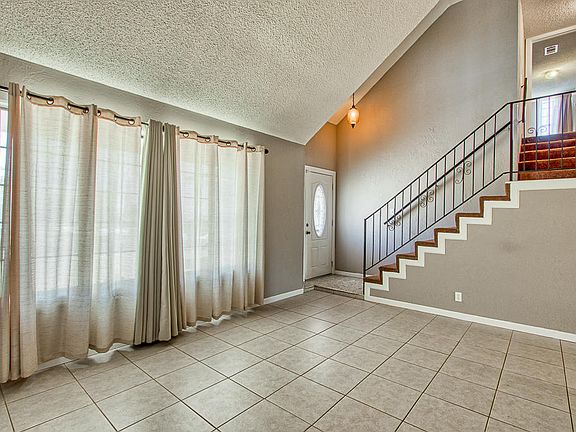 5th image of 3900 Skyline Ave