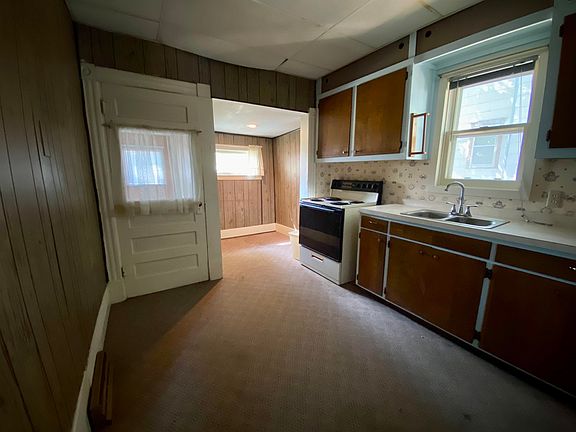5th image of 514 W 27th St