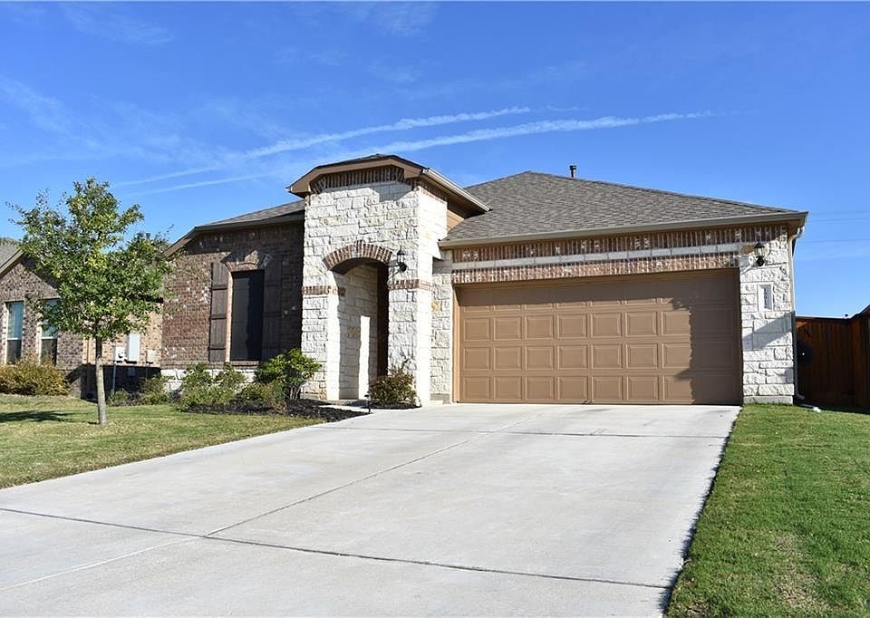 1st image of 19912 Ploughshores Ln