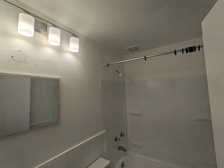 227 Renner St #4 — Photo 18