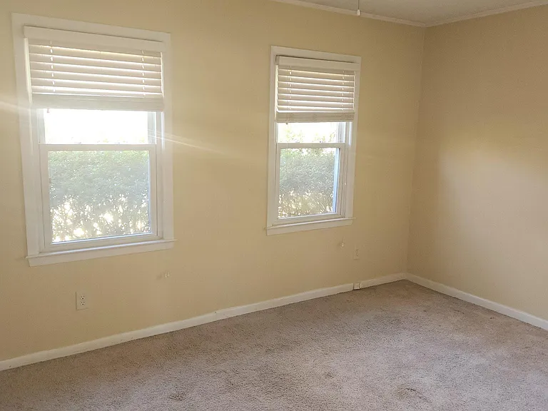 5318 Lawrence Dr — Photo 21