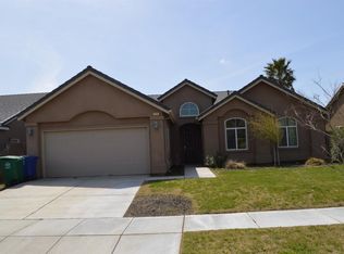 1525 Greenwich Dr, Los Banos, CA