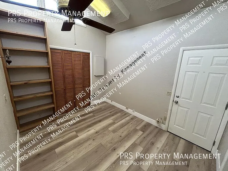 5100 N Miller Rd #11 — Photo 21