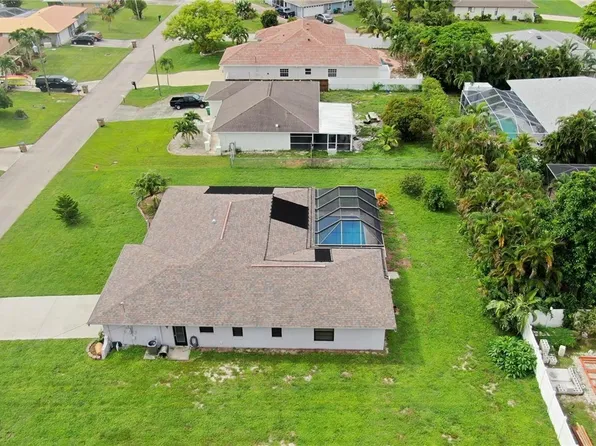 236 SE 20th Ct, Cape Coral, FL 33990